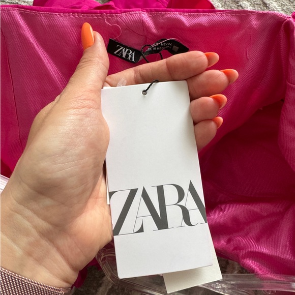 Zara fuchsia ruffle rose top - Picture 5 of 5